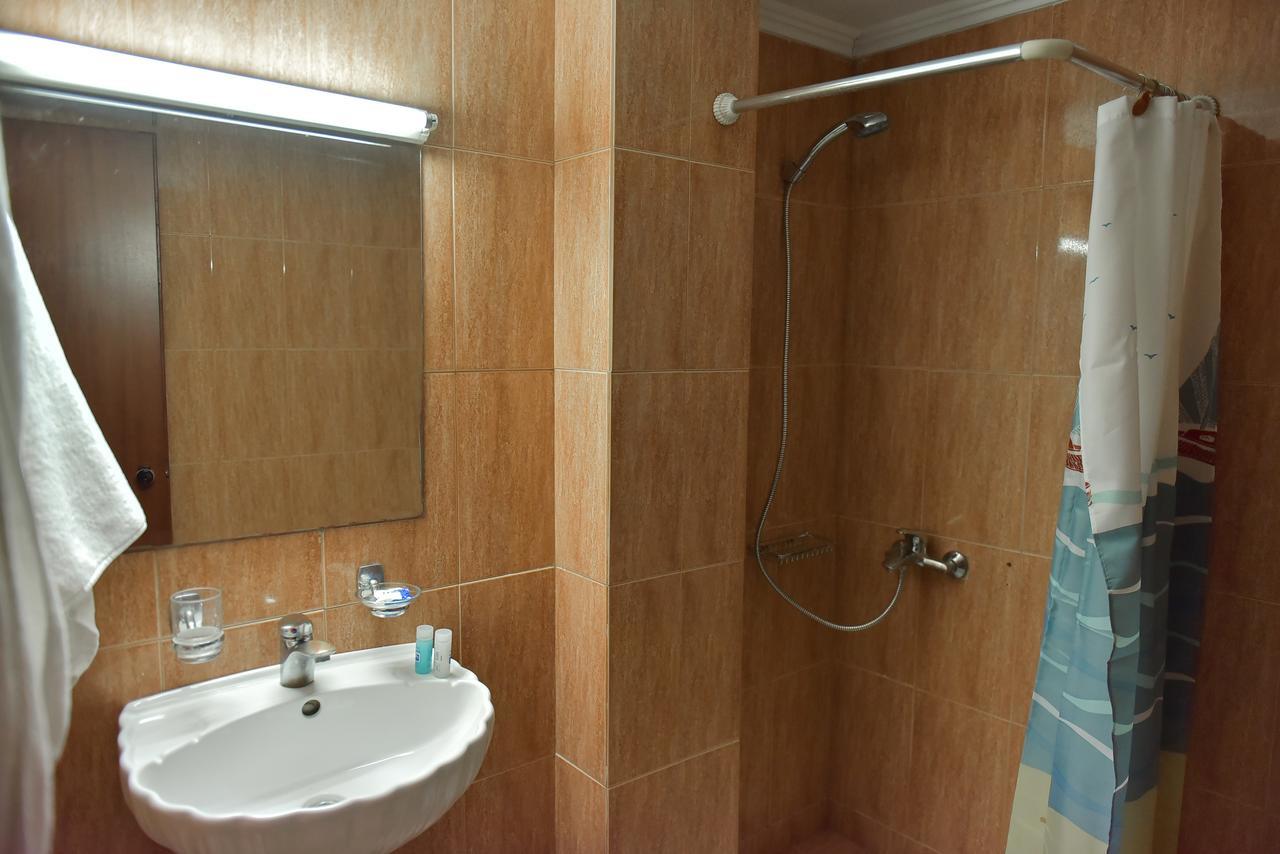 Oscar Hotel Amfilohía Kültér fotó
