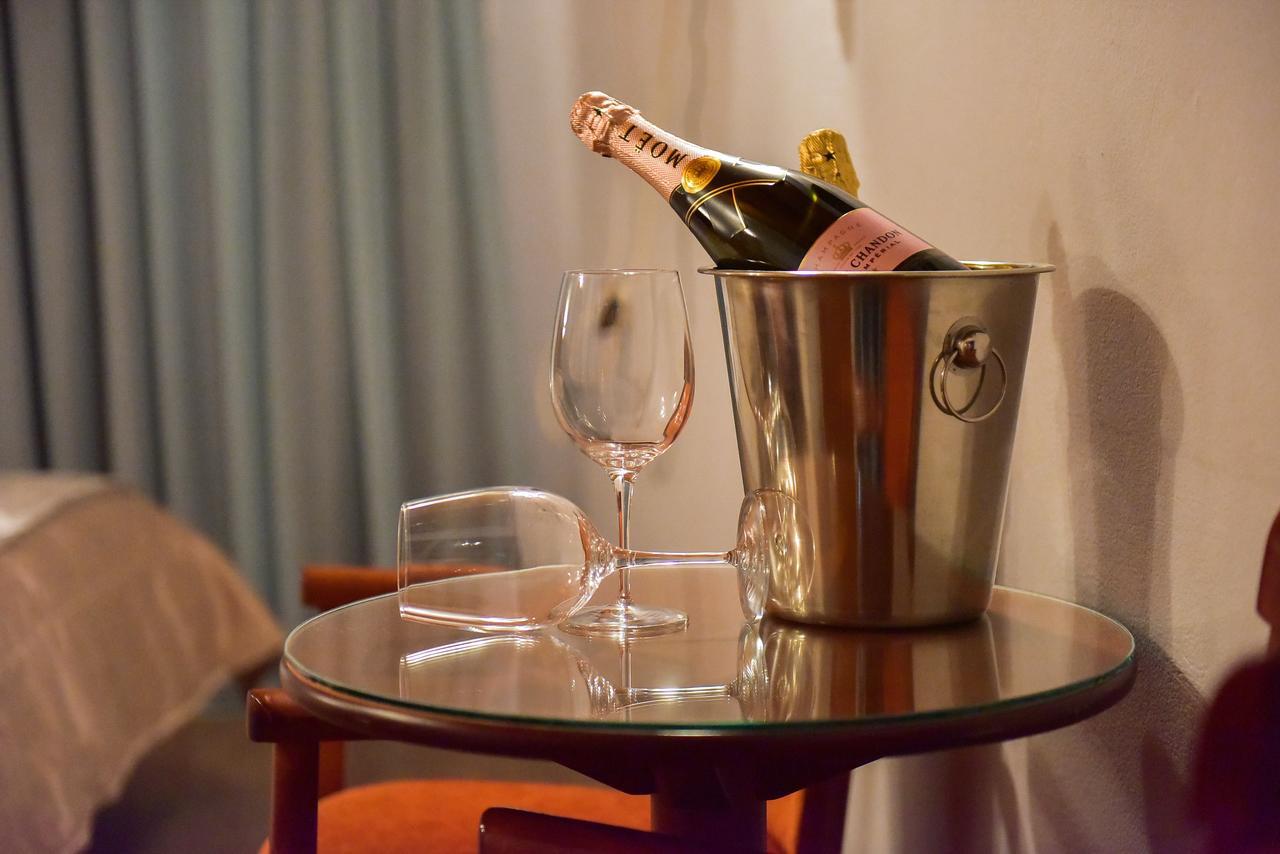Oscar Hotel Amfilohía Kültér fotó