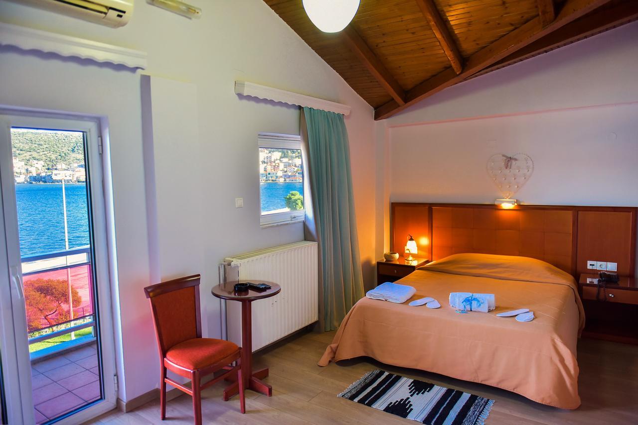 Oscar Hotel Amfilohía Kültér fotó