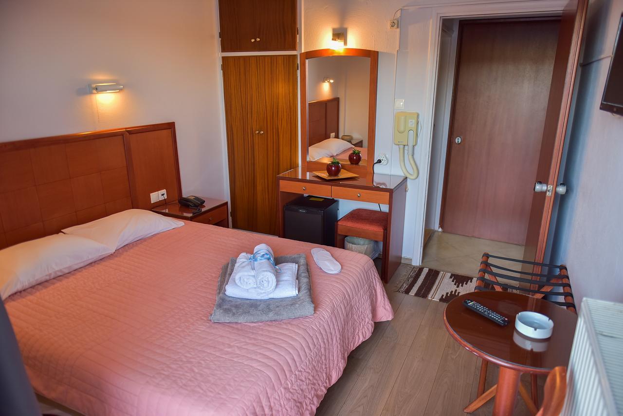 Oscar Hotel Amfilohía Kültér fotó
